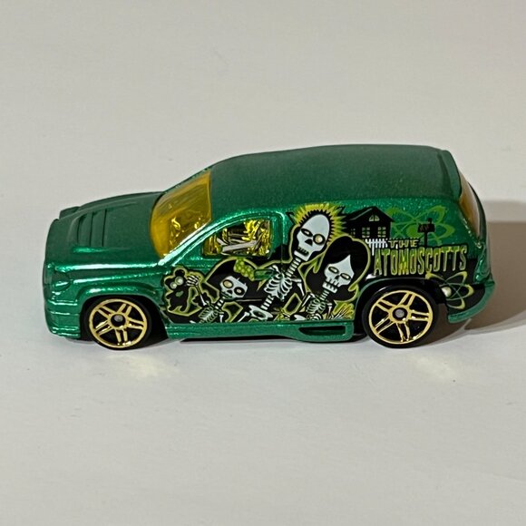 Lot of 13 Hot Wheels, Yat Ming, Matchbox die-cast cars - Picture 4 of 14